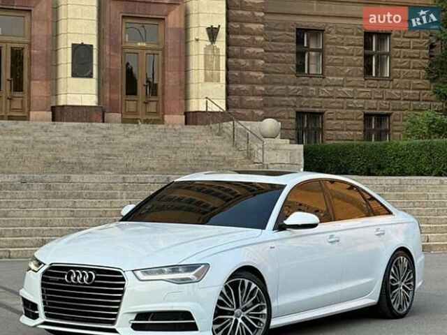 Белый Ауди А6, объемом двигателя 1.98 л и пробегом 142 тыс. км за 14500 $, фото 1 на Automoto.ua