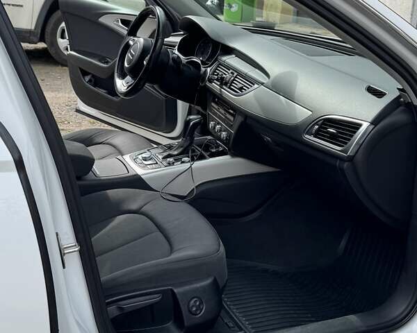 Белый Ауди А6, объемом двигателя 1.97 л и пробегом 171 тыс. км за 17000 $, фото 1 на Automoto.ua
