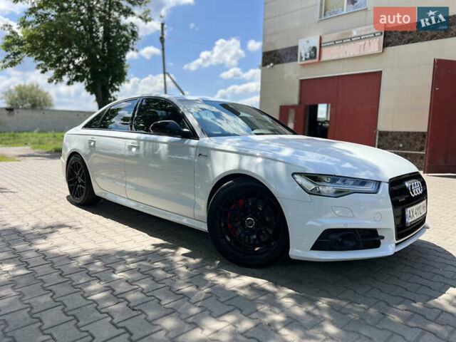 Белый Ауди А6, объемом двигателя 3 л и пробегом 121 тыс. км за 22100 $, фото 1 на Automoto.ua