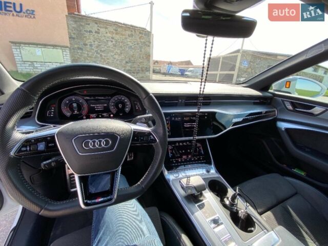 Белый Ауди А6, объемом двигателя 3 л и пробегом 300 тыс. км за 31284 $, фото 1 на Automoto.ua
