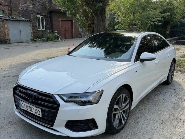 Белый Ауди А6, объемом двигателя 3 л и пробегом 105 тыс. км за 33000 $, фото 1 на Automoto.ua