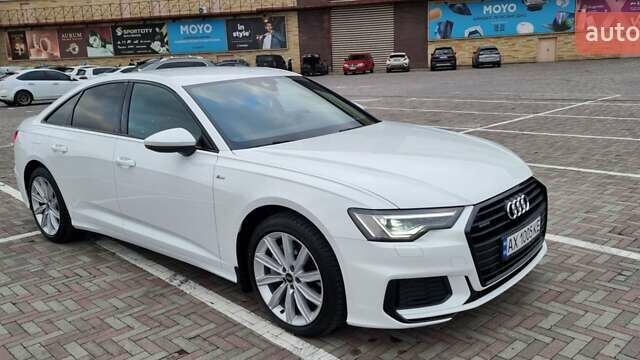 Белый Ауди А6, объемом двигателя 1.98 л и пробегом 36 тыс. км за 47000 $, фото 1 на Automoto.ua
