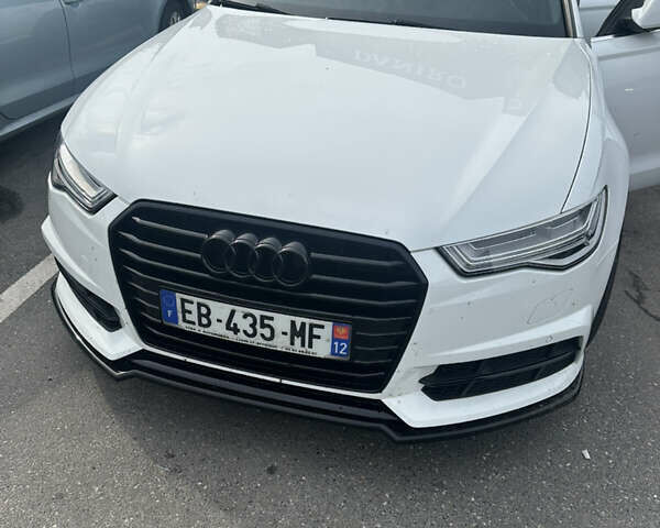 Белый Ауди А6, объемом двигателя 3 л и пробегом 232 тыс. км за 21500 $, фото 1 на Automoto.ua