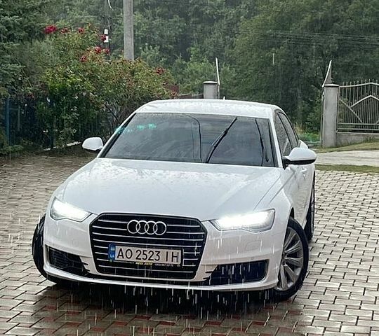 Білий Ауді А6, об'ємом двигуна 1.8 л та пробігом 200 тис. км за 14900 $, фото 1 на Automoto.ua
