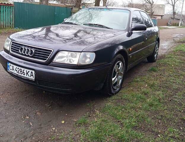 Черный Ауди А6, объемом двигателя 2.5 л и пробегом 290 тыс. км за 3700 $, фото 1 на Automoto.ua