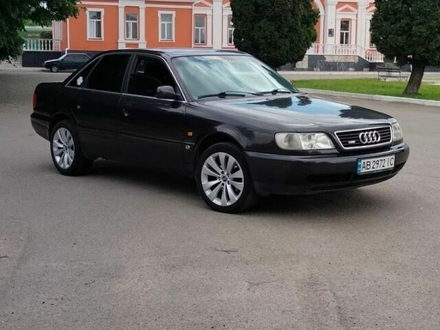 Черный Ауди А6, объемом двигателя 2.6 л и пробегом 380 тыс. км за 4300 $, фото 1 на Automoto.ua