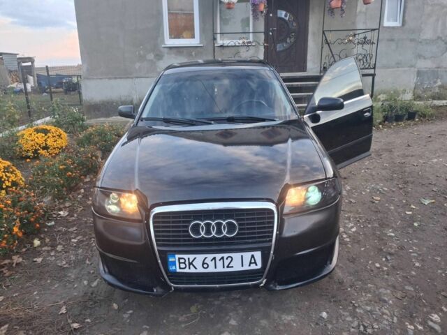 Чорний Ауді А6, об'ємом двигуна 1.8 л та пробігом 300 тис. км за 3300 $, фото 1 на Automoto.ua