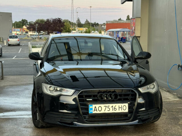 Чорний Ауді А6, об'ємом двигуна 3 л та пробігом 300 тис. км за 17398 $, фото 1 на Automoto.ua