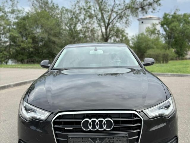 Черный Ауди А6, объемом двигателя 3 л и пробегом 207 тыс. км за 12400 $, фото 1 на Automoto.ua