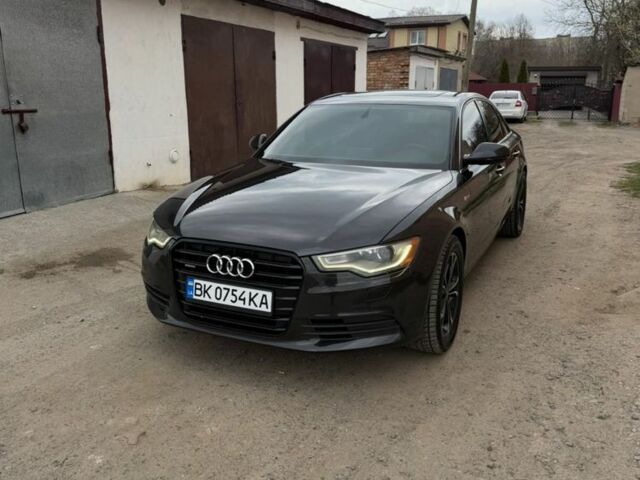 Черный Ауди А6, объемом двигателя 3 л и пробегом 220 тыс. км за 14000 $, фото 1 на Automoto.ua