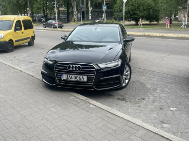 Черный Ауди А6, объемом двигателя 1.98 л и пробегом 140 тыс. км за 26000 $, фото 1 на Automoto.ua