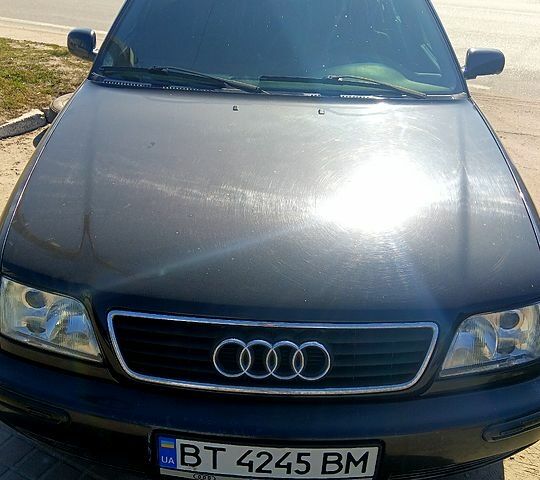 Черный Ауди А6, объемом двигателя 2.6 л и пробегом 503 тыс. км за 2200 $, фото 1 на Automoto.ua