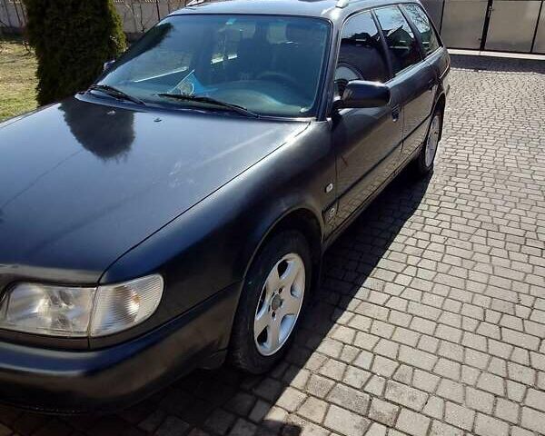 Черный Ауди А6, объемом двигателя 2.5 л и пробегом 347 тыс. км за 4500 $, фото 1 на Automoto.ua