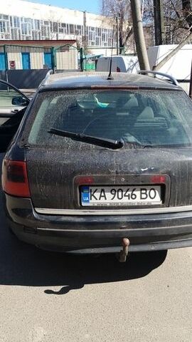 Чорний Ауді А6, об'ємом двигуна 1.9 л та пробігом 380 тис. км за 2100 $, фото 1 на Automoto.ua