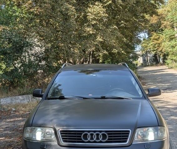 Чорний Ауді А6, об'ємом двигуна 0 л та пробігом 350 тис. км за 2539 $, фото 1 на Automoto.ua