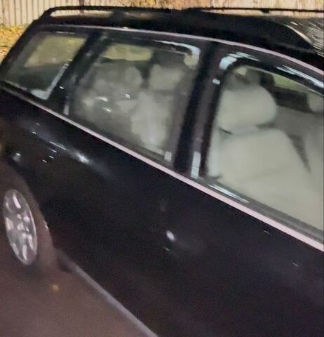 Черный Ауди А6, объемом двигателя 1.9 л и пробегом 271 тыс. км за 2500 $, фото 1 на Automoto.ua