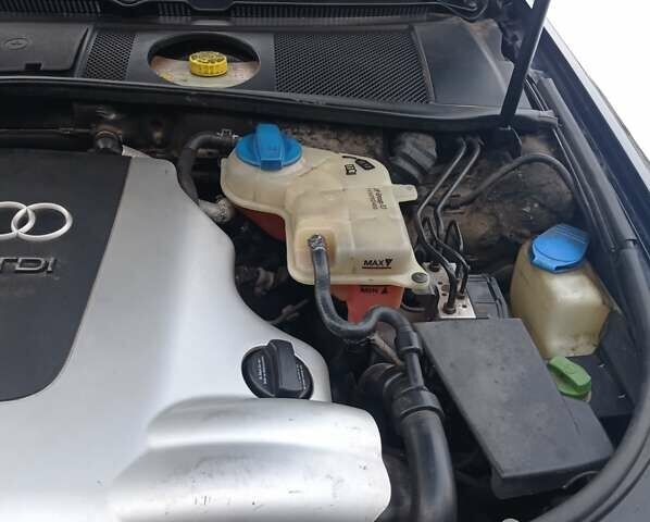 Чорний Ауді А6, об'ємом двигуна 2.5 л та пробігом 392 тис. км за 3999 $, фото 1 на Automoto.ua