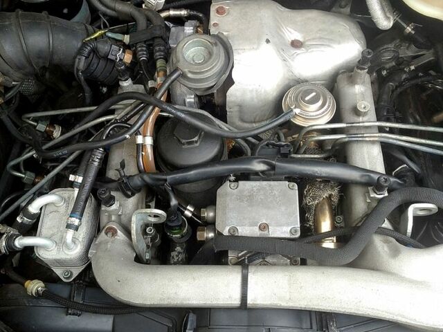 Черный Ауди А6, объемом двигателя 2.5 л и пробегом 400 тыс. км за 3000 $, фото 1 на Automoto.ua