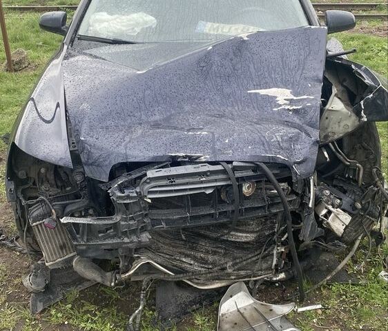 Чорний Ауді А6, об'ємом двигуна 2.7 л та пробігом 300 тис. км за 2000 $, фото 1 на Automoto.ua