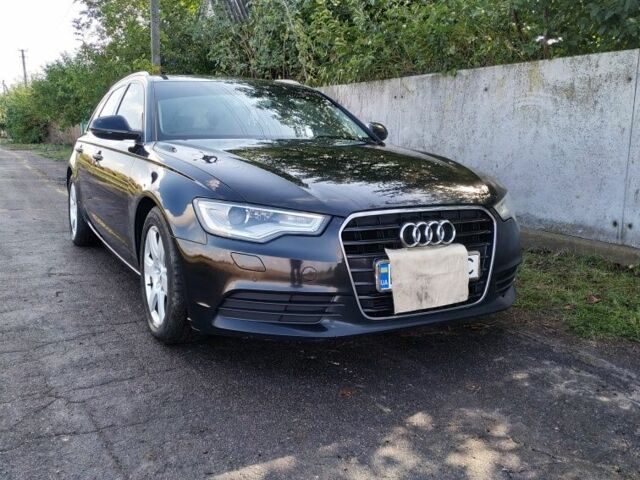 Чорний Ауді А6, об'ємом двигуна 2 л та пробігом 309 тис. км за 15000 $, фото 1 на Automoto.ua