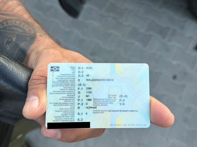 Черный Ауди А6, объемом двигателя 2 л и пробегом 305 тыс. км за 16250 $, фото 1 на Automoto.ua