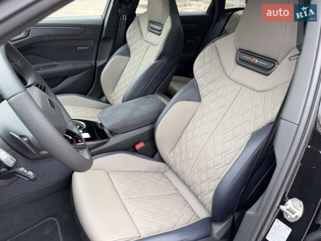 Черный Ауди А6, объемом двигателя 3 л и пробегом 5 тыс. км за 113000 $, фото 1 на Automoto.ua