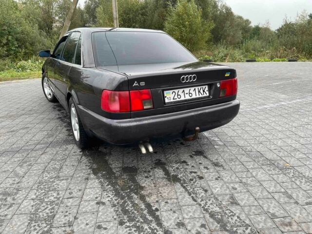 Фиолетовый Ауди А6, объемом двигателя 2.6 л и пробегом 300 тыс. км за 1600 $, фото 1 на Automoto.ua