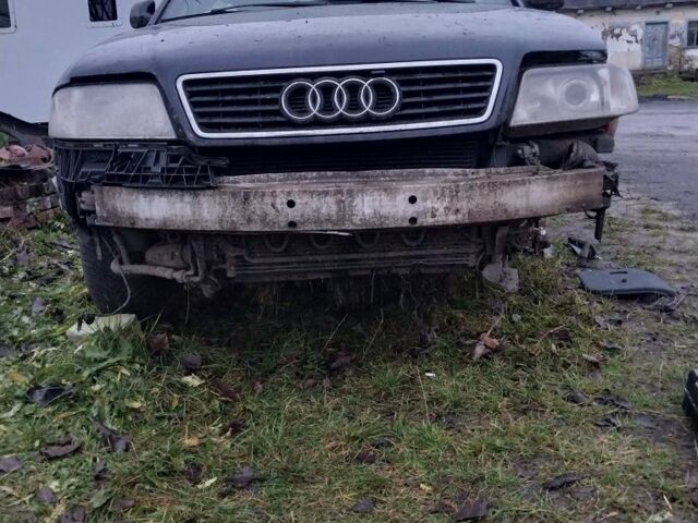 Фиолетовый Ауди А6, объемом двигателя 2.5 л и пробегом 500 тыс. км за 1500 $, фото 1 на Automoto.ua