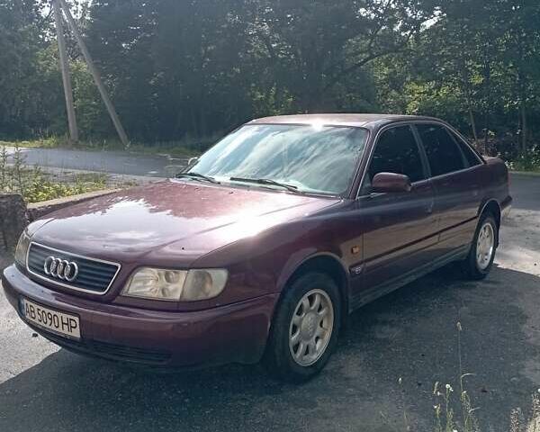 Красный Ауди А6, объемом двигателя 2.6 л и пробегом 325 тыс. км за 4200 $, фото 1 на Automoto.ua