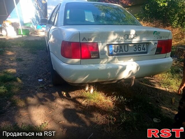 Ауди А6, объемом двигателя 2.5 л и пробегом 0 тыс. км за 1000 $, фото 1 на Automoto.ua