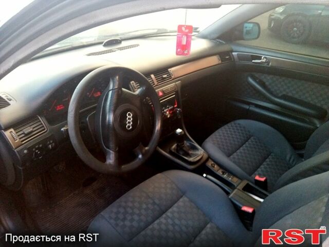 Ауди А6, объемом двигателя 2.4 л и пробегом 300 тыс. км за 3100 $, фото 1 на Automoto.ua