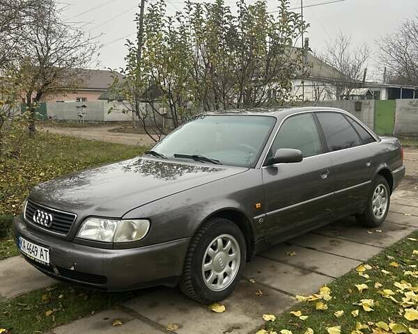 Серый Ауди А6, объемом двигателя 2.6 л и пробегом 318 тыс. км за 3000 $, фото 1 на Automoto.ua