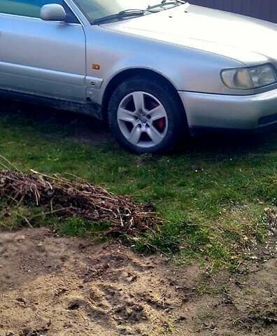 Серый Ауди А6, объемом двигателя 2.6 л и пробегом 250 тыс. км за 2750 $, фото 1 на Automoto.ua