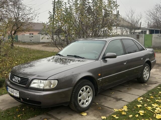 Серый Ауди А6, объемом двигателя 2.6 л и пробегом 318 тыс. км за 3000 $, фото 1 на Automoto.ua