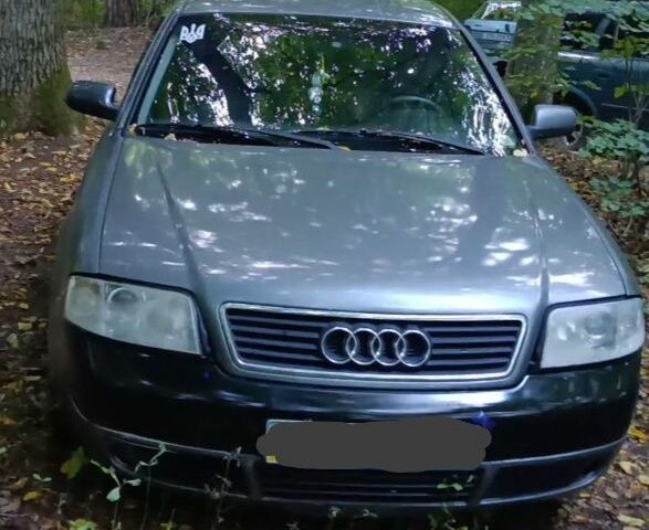 Серый Ауди А6, объемом двигателя 2.5 л и пробегом 300 тыс. км за 1570 $, фото 1 на Automoto.ua