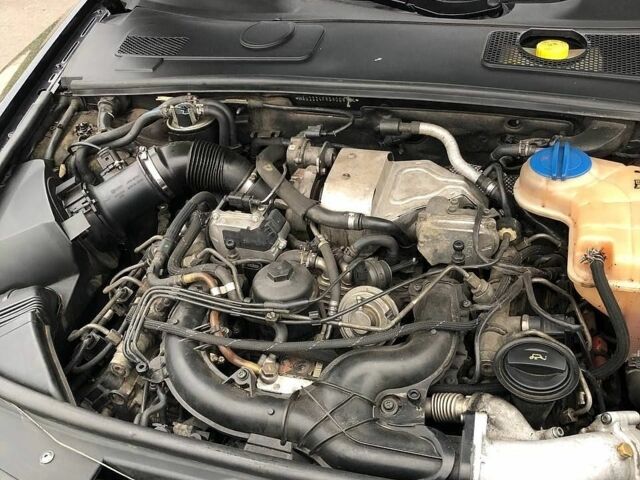 Сірий Ауді А6, об'ємом двигуна 3 л та пробігом 383 тис. км за 6300 $, фото 1 на Automoto.ua