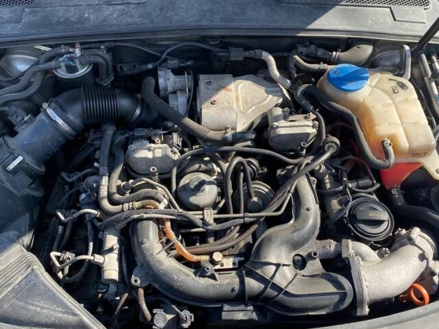 Сірий Ауді А6, об'ємом двигуна 3 л та пробігом 276 тис. км за 2243 $, фото 1 на Automoto.ua