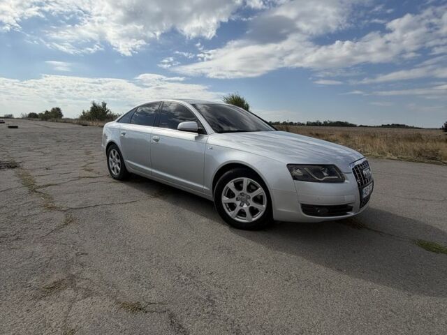 Серый Ауди А6, объемом двигателя 0 л и пробегом 294 тыс. км за 7328 $, фото 1 на Automoto.ua