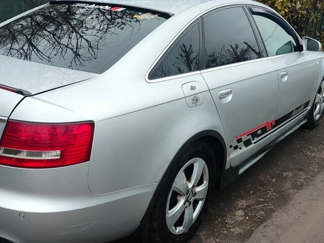 Серый Ауди А6, объемом двигателя 0 л и пробегом 300 тыс. км за 4621 $, фото 1 на Automoto.ua
