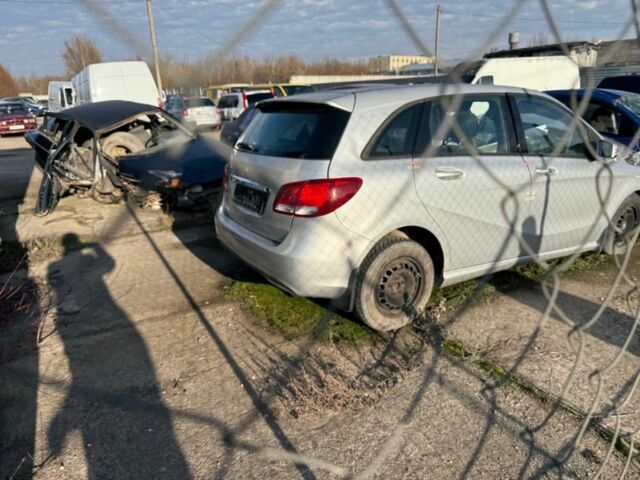 Сірий Ауді А6, об'ємом двигуна 2.7 л та пробігом 400 тис. км за 7600 $, фото 1 на Automoto.ua