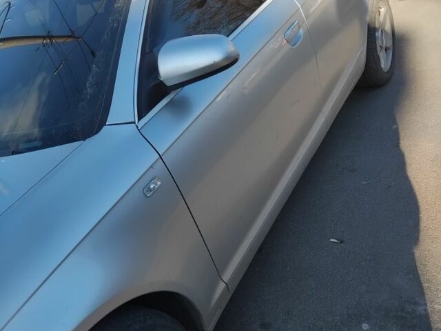 Серый Ауди А6, объемом двигателя 2 л и пробегом 442 тыс. км за 7400 $, фото 1 на Automoto.ua