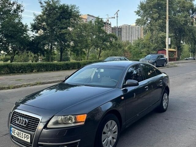 Сірий Ауді А6, об'ємом двигуна 2.4 л та пробігом 303 тис. км за 5150 $, фото 1 на Automoto.ua