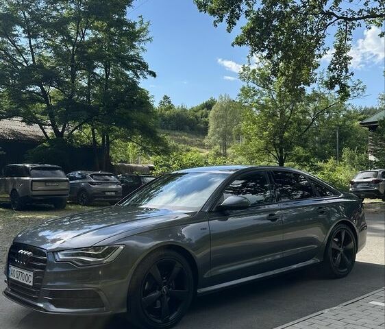 Серый Ауди А6, объемом двигателя 3 л и пробегом 345 тыс. км за 14990 $, фото 1 на Automoto.ua