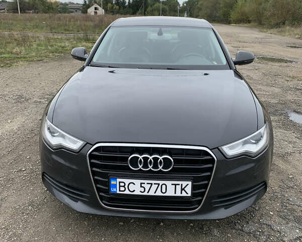 Серый Ауди А6, объемом двигателя 2.97 л и пробегом 180 тыс. км за 15100 $, фото 1 на Automoto.ua