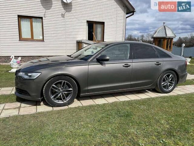 Ауди А6 2011 в Харькове на Automoto.ua Серый Ауди А6, объемом двигателя 3 л и пробегом 227 тыс. км за 14000 $, фото 1 на Automoto.ua