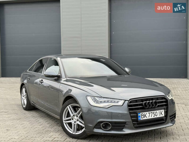 Серый Ауди А6, объемом двигателя 2.97 л и пробегом 300 тыс. км за 17800 $, фото 1 на Automoto.ua