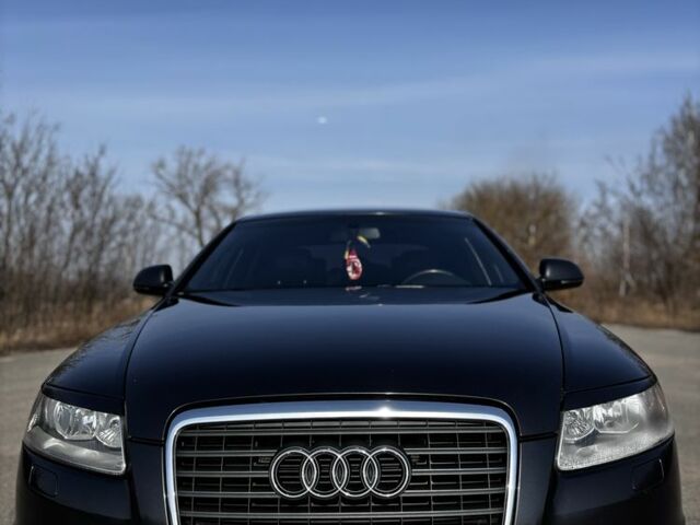 Серый Ауди А6, объемом двигателя 2 л и пробегом 295 тыс. км за 10500 $, фото 1 на Automoto.ua