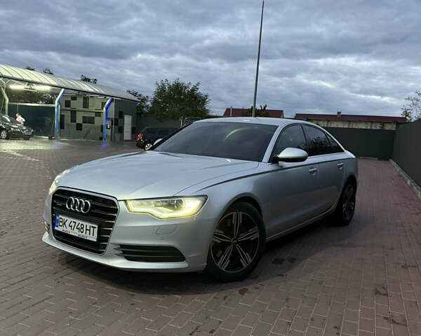 Ауді А6 2011 у Сарнах на Automoto.ua Сірий Ауді А6, об'ємом двигуна 3 л та пробігом 396 тис. км за 16500 $, фото 1 на Automoto.ua