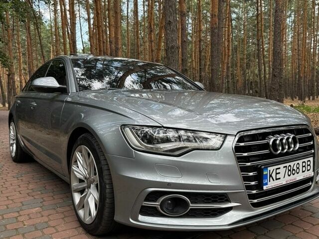 Серый Ауди А6, объемом двигателя 2.97 л и пробегом 206 тыс. км за 18000 $, фото 1 на Automoto.ua