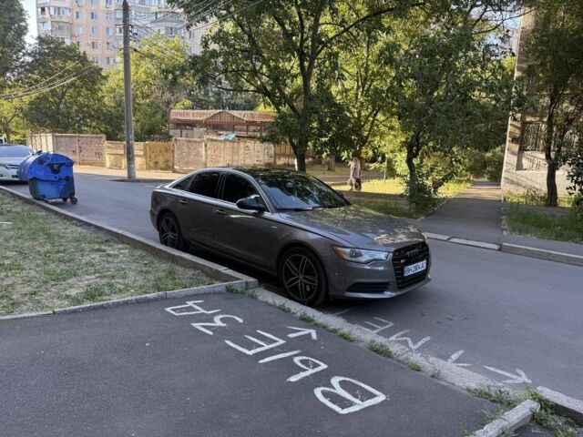 Сірий Ауді А6, об'ємом двигуна 3 л та пробігом 200 тис. км за 9298 $, фото 1 на Automoto.ua